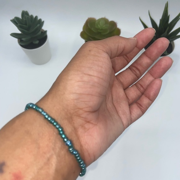 Handmade Trendy Y2K Inspired Glass Seed Bead Bracelet Set - Picture 9 of 9